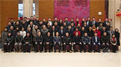 叙乡情 贺新春 谋发展 赤壁市举行赤壁籍在外知名人士新春联谊会暨招商引资推介会