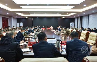 董方平在全市武装工作会议上强调：提高政治站位 做到知行合一 推动赤壁市党管武装工作再上新台阶