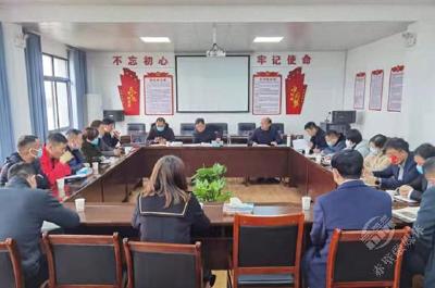 赤壁市召开现代服务业调研座谈会