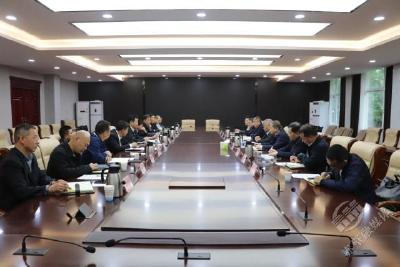 董方平会见中信工程设计建设有限公司客人