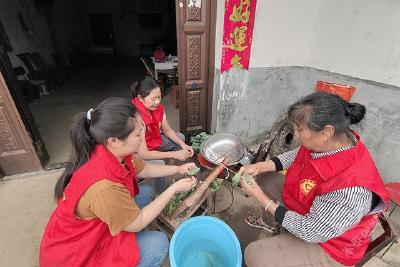 余家桥乡开展“浓情迎端午 慰问暖人心”活动