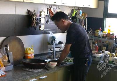 赤壁：供水改造又增压 居民用水“有点甜”  