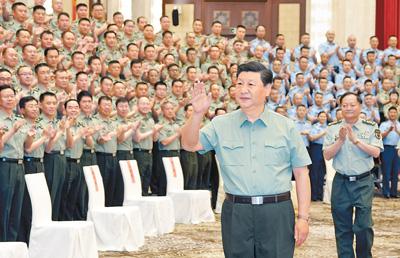 习近平在新疆考察时强调：完整准确贯彻新时代党的治疆方略 建设团结和谐繁荣富裕文明进步安居乐业生态良好的美好新疆