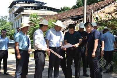 董方平开展实践活动调研赤壁镇小柏山未来社区规划建设 着眼未来 明确定位 探索可复制、可推广的未来乡村社区发展经验