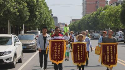 黑心粮贩坑农民 襄州公安追回粮款暖民心