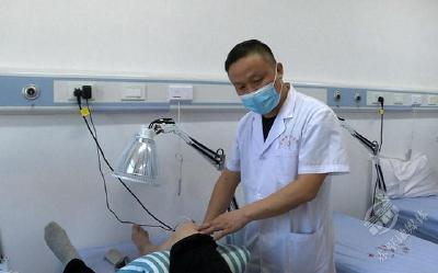 十佳医生 | 佘卫星：治病救人常关切 扎根基层显担当  