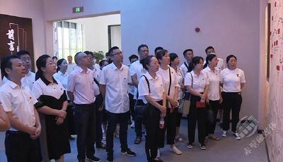 “人社+档案”联合党支部开展2022年第8期支部主题党日活动