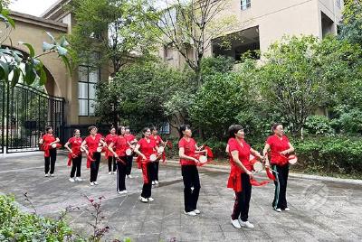 共同缔造齐出力！他们是“追光者”也是“发光者”……