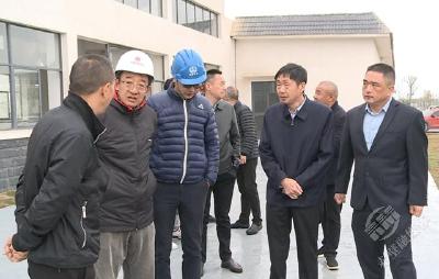 市领导调研赤壁长江取水工程项目推进工作