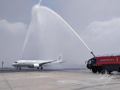 C919投入商业飞行 中国航空业迎来历史性时刻
