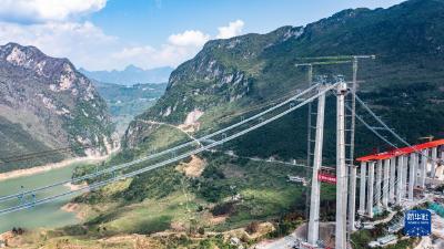 今年上半年中国GDP同比增长5.5% 