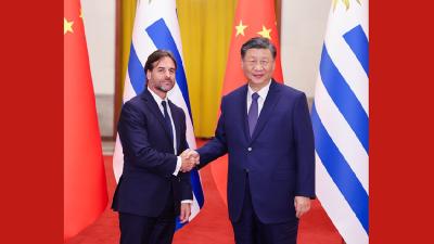 习近平同乌拉圭总统拉卡列会谈