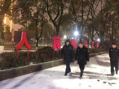 赤马港：“冰”临城乡 夜行“雪”战