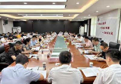葛军在赤壁市投资项目入库工作推进会上强调：以更实举措抓项目稳投资 努力实现全年经济社会发展目标