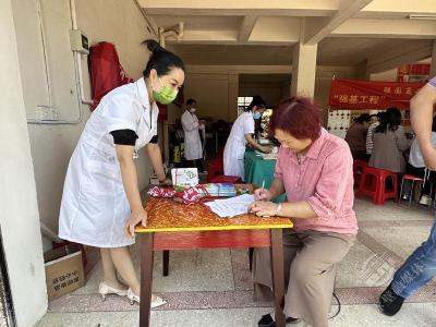 文艺志愿在行动 | 赤壁市文联文艺志愿服务活动进周画岭社区