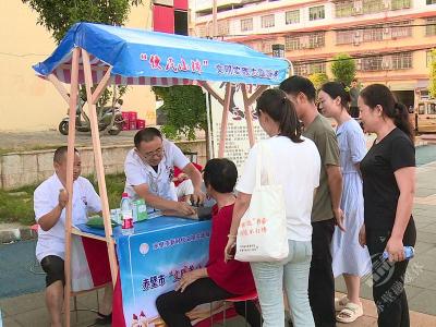 赤壁市“文明艺站・送新风”实践活动走进车埠社区
