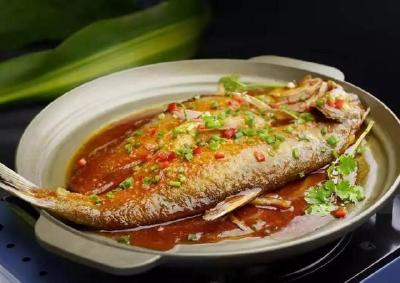 赤壁陆水湖关刀鱼能让你连干三碗饭