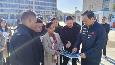 董方平调研督办重点项目建设工作时强调：强化责任担当 锚定目标任务 以项目高质量发展为赤壁经济社会夯实底盘、注入动能