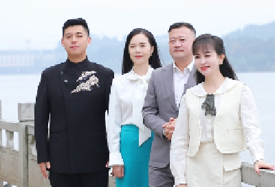 第26个中国记者节：《新闻的力量》致敬每一位追光者