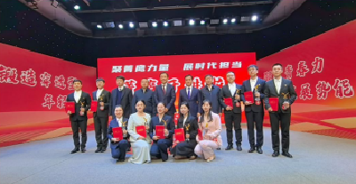 赤壁市2025年度“菁鹰开讲啦”决赛收官