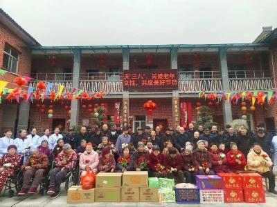 春风为信 善行为诺！雷锋月，赤壁这样做~