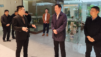 董方平调研督办服务业重点企业复工复产和安全生产工作时强调：强化服务保障 守牢安全底线 以务实举措推动企业稳产满产 提质增效