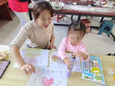 余家桥乡：“爱心妈妈”走访送关爱