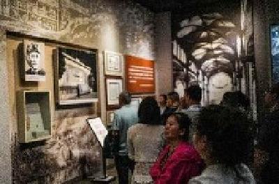 深入学习领会“坚持不忘初心、牢记使命”的内涵要义