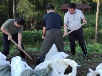 孝南区农机局突击队艰苦奋斗在防汛抗灾第一线