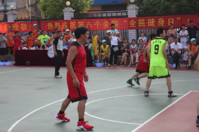 肖港镇开展全民健身篮球赛活动