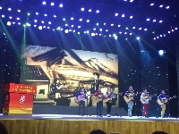 【图集】2016中华孝文化公益广告大赛颁奖晚会现场