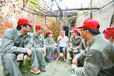 光明日报：一个讲了33年的故事还在延续