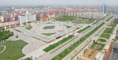 凝心聚力砥砺奋进　加快建设四区五城
