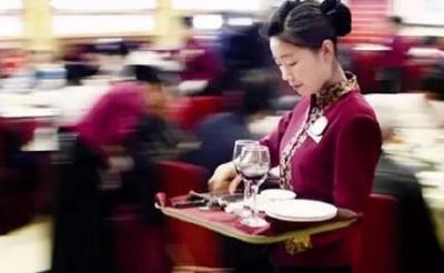 “明厨亮灶”打造看得见的餐饮服务