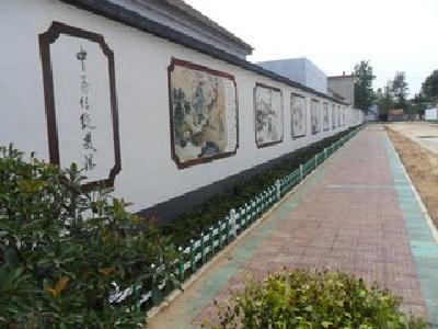 安陆乡村文化墙秀出文明风