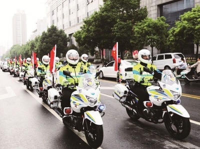 我市成立首支骑警机动队