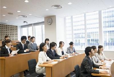 我市开展“千人百企”标准化培训