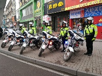 【网络媒体走转改】孝感市网络媒体新春走基层活动之“川城铁骑”