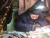 【网络媒体走转改】孝感市网络媒体新春走基层活动之孝昌剪纸艺人张玉义