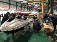 【网络媒体走转改】孝感市网络媒体新春走基层活动之湖北三江船艇科技有限公司
