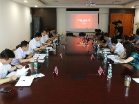 【孝感市门户网站改版专家论证会】6月22日，我市召开孝感市门户网站改版专家论证会，组织相关专家论证孝感市门户网站改版方案，旨在对孝感市门户网站进行新一轮的全新改版，提升网站服务孝感经济社会的能力和水平，力争将门户网打造成孝感“网上政务信息总汇、网上行政服务超市、网上群众诉求办理平台、网上孝感百科全书、网上宣传推介孝感重要窗口”。