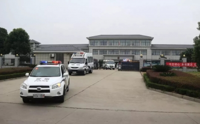 应城首次公开开庭审理涉黑涉恶案件