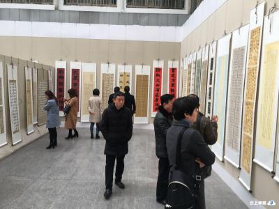 我市举行庆“三八”女子书画作品展
