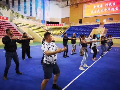 中外百媒看武当 武当百媚迎宾客