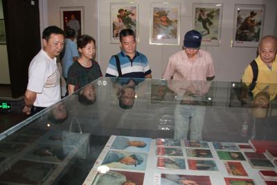 孝感庆祝新中国成立70周年红色收藏展隆重开展