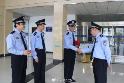 送奖上门聚警心鼓士气