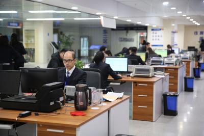 跟着镜头→走进〓孝感住房公积金中心政务开放日〓