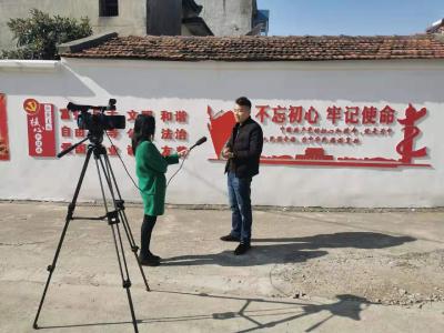 ​秀才村的“网红”村主任