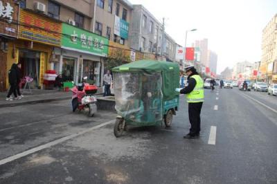 整治乡镇交通秩序   保障春运出行安全