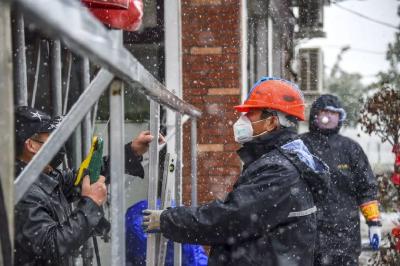 风雪孝感，网友：除了感动，还是感动！！！